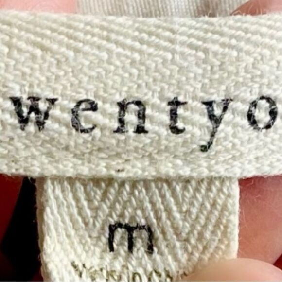 Forever 21 High Waisted Pleated Skirt - Picture 10 of 11